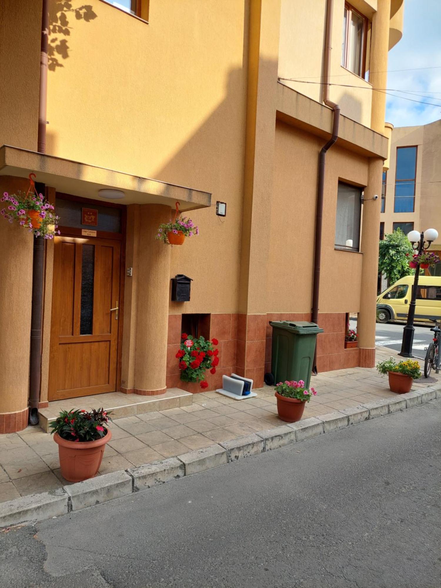 Hristovi Apartments & Studios Pomorie Exterior foto
